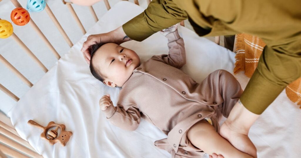 como vestir o bebe para dormir